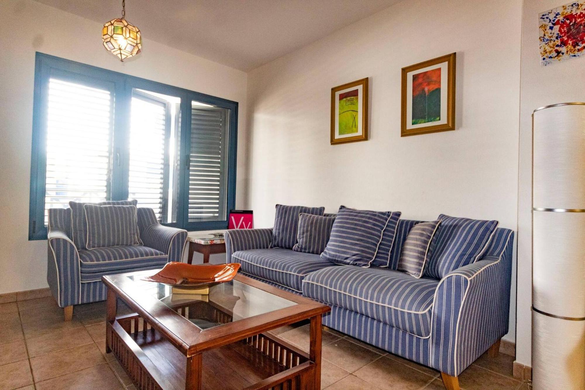 Hotel Casa Bianca Caleta De Famara Extérieur photo