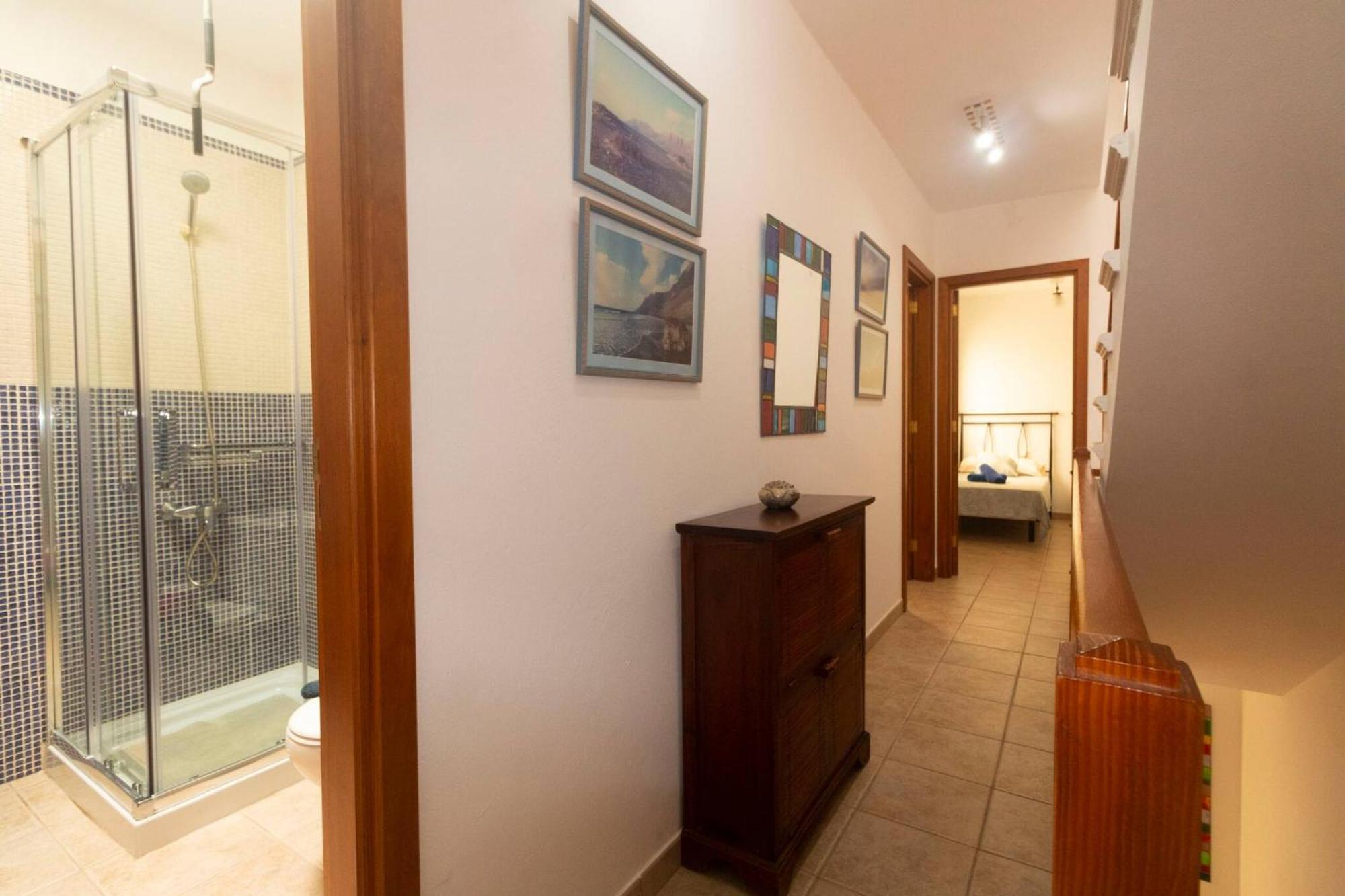 Hotel Casa Bianca Caleta De Famara Extérieur photo